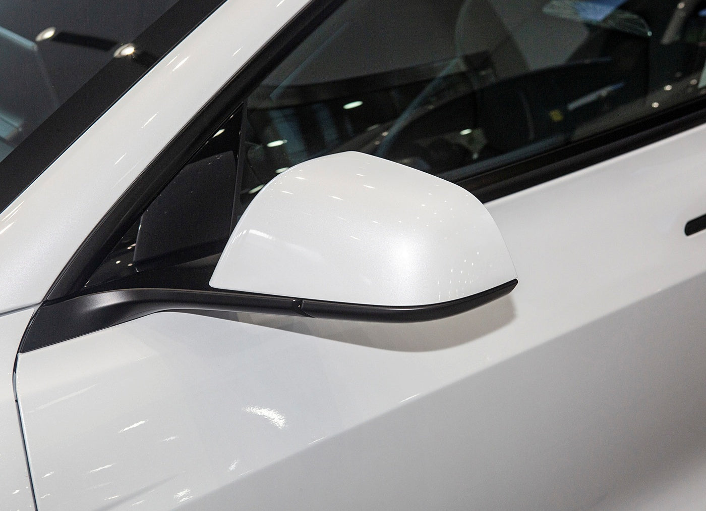 Высокопроизводительный полноприводный TESLA Model 3 2024 EV
