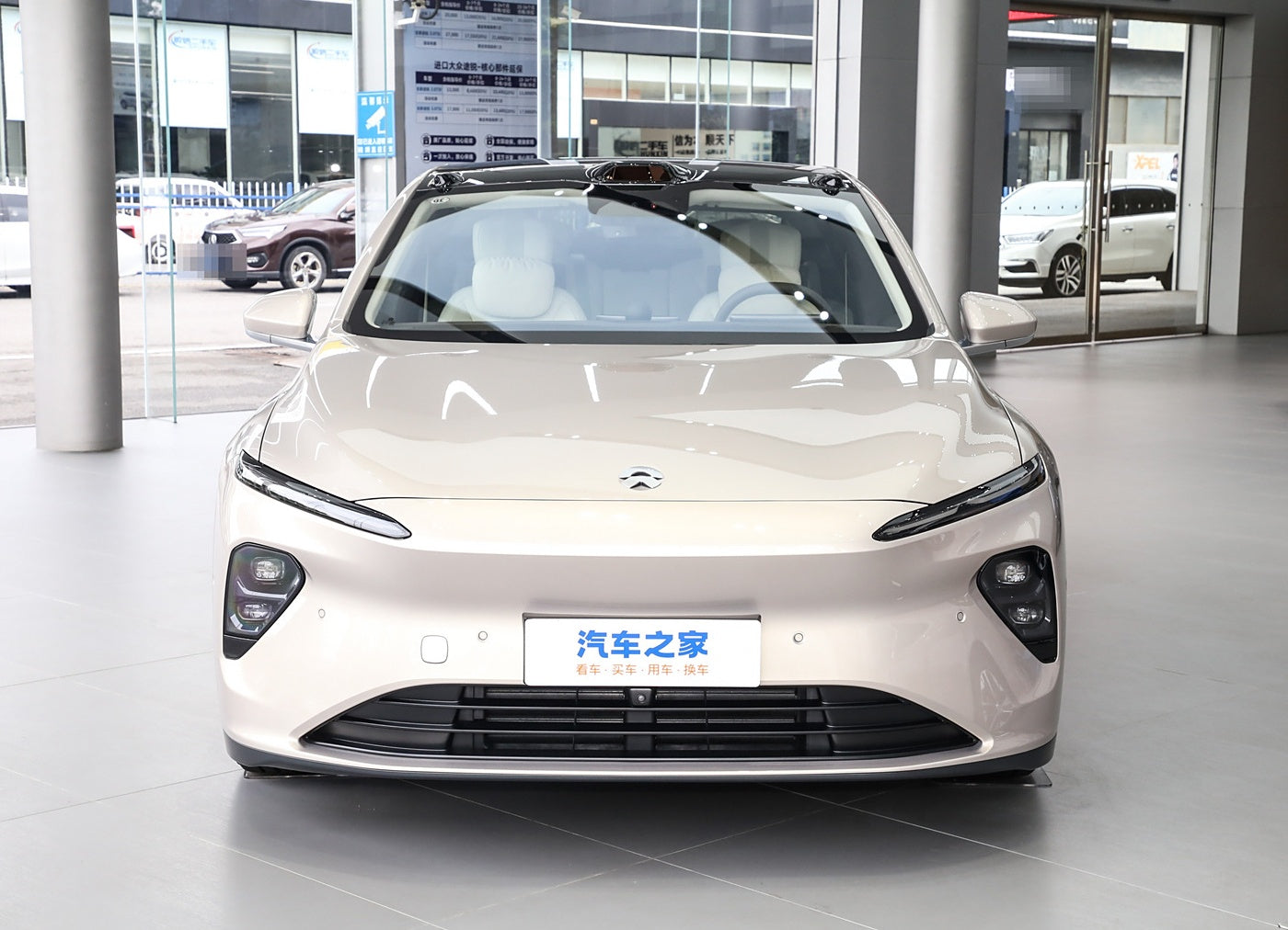 NIO ET7, 75 кВтч, административная версия, 2024 г., EV