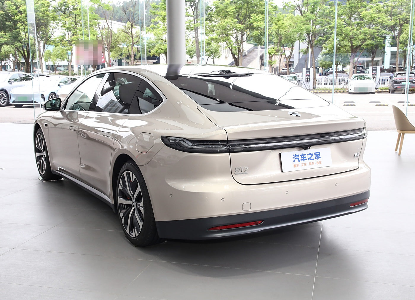 NIO ET7, 75 кВтч, административная версия, 2024 г., EV