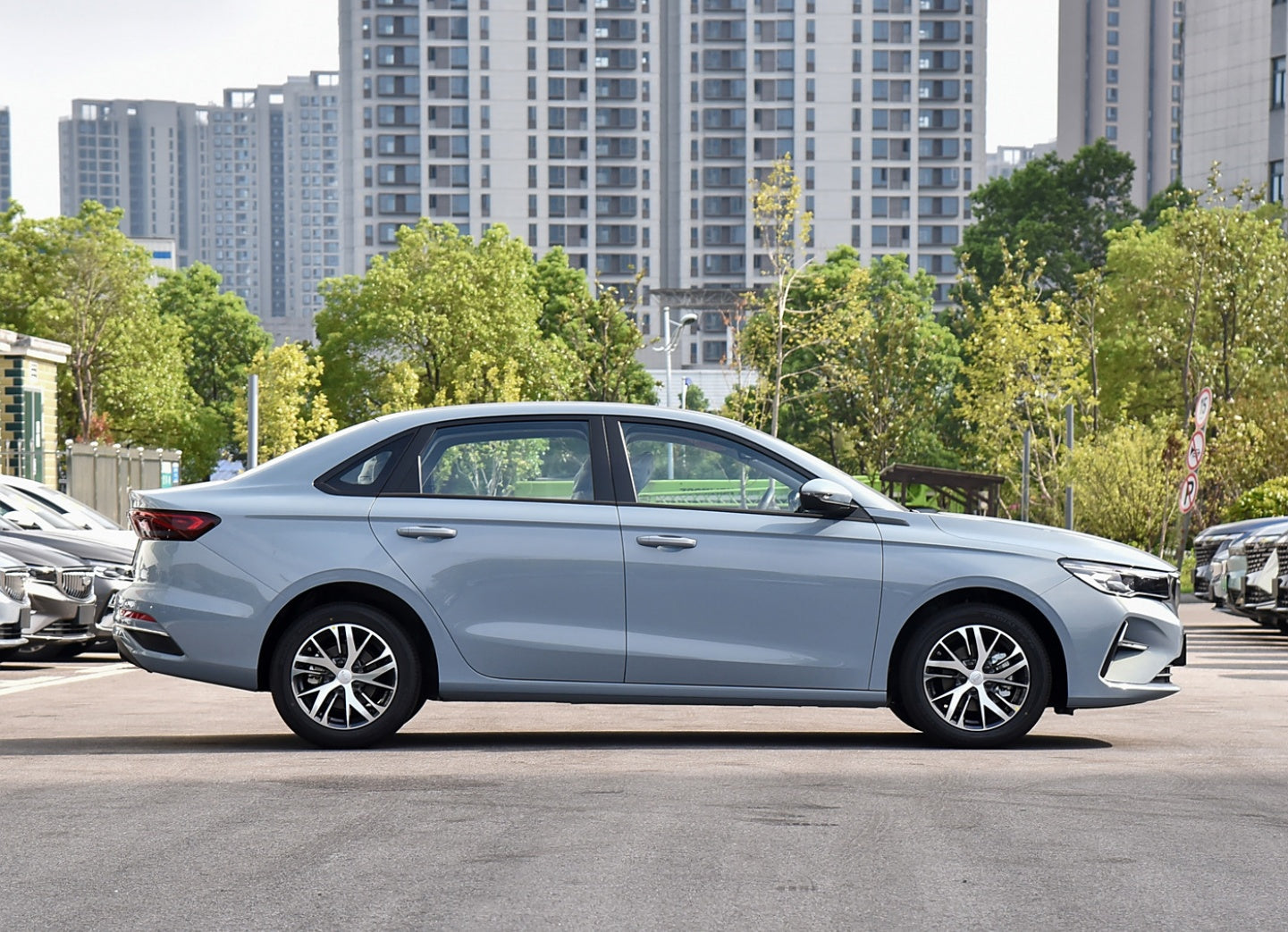 Geely Emgrand(Dihao) 2025 4th Generation 1.5L CVT Starlight Edition