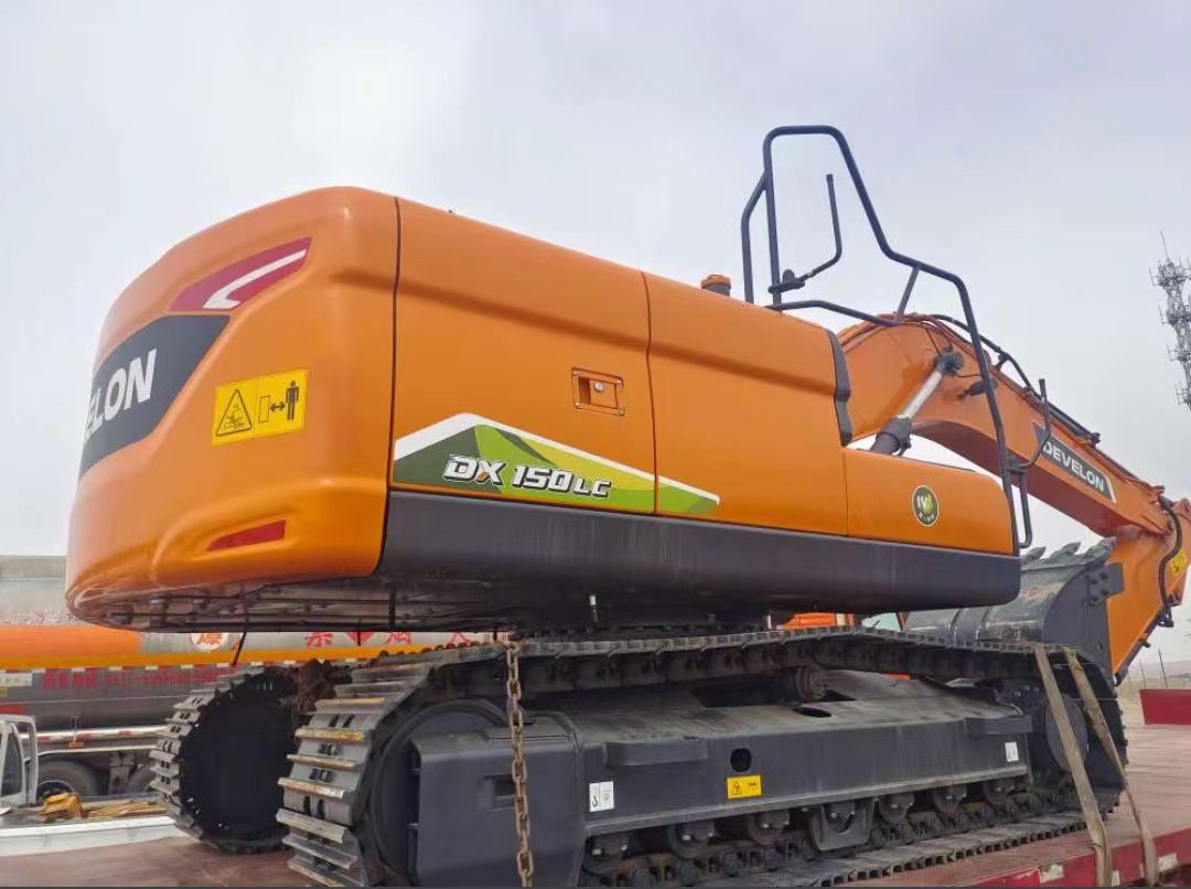 ЭКСКАВАТОР DEVELON DX150LC