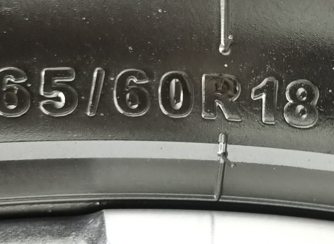 Used SAIC MAXUS T90 2021 Model 2.0T 4WD Bi-turbo High Chassis Luxury Version Standard Cargo Box Diesel