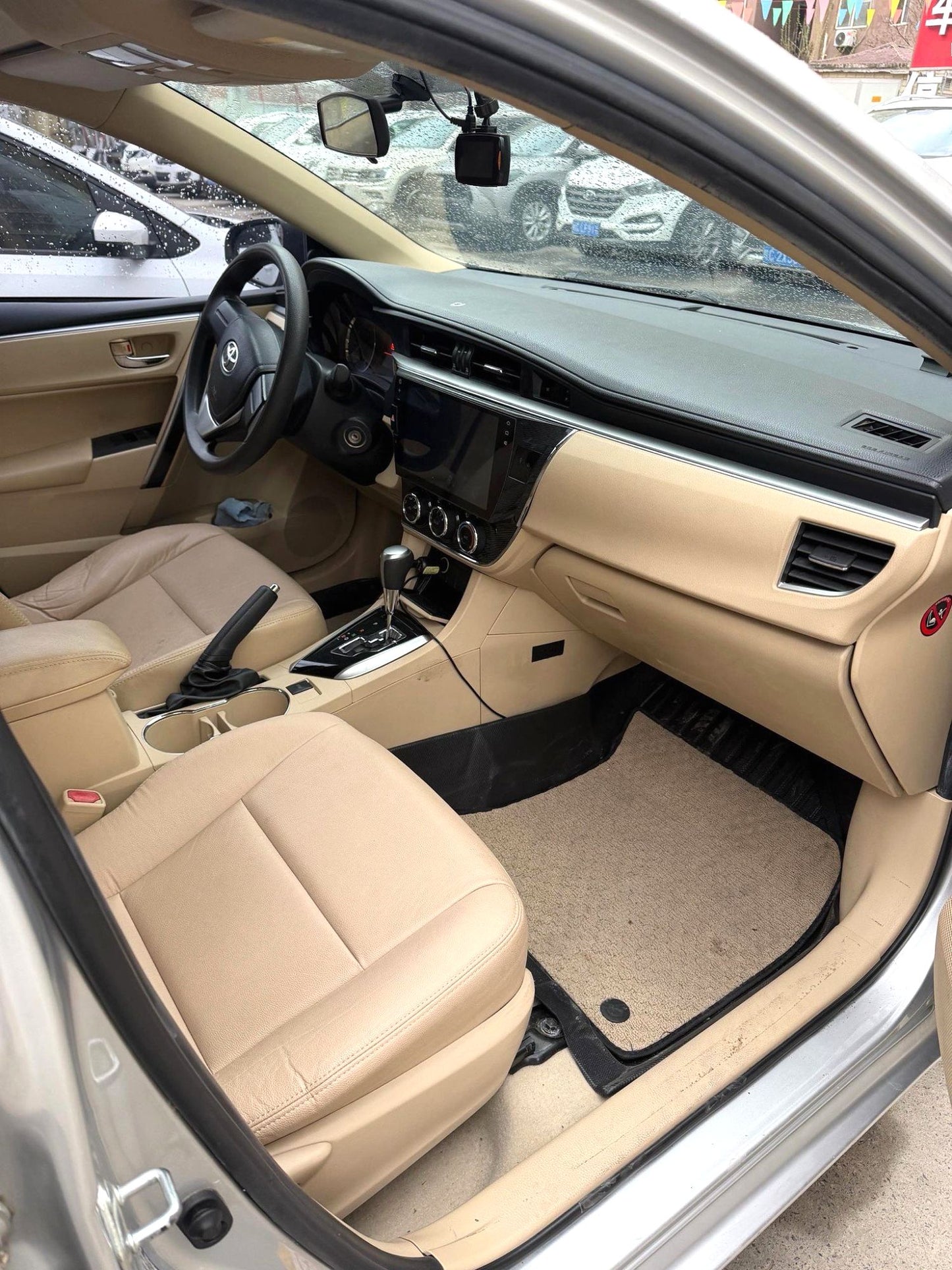 Used Toyota Corolla | 2014 Model 1.6L CVT GL-i Leather Edition Automatic