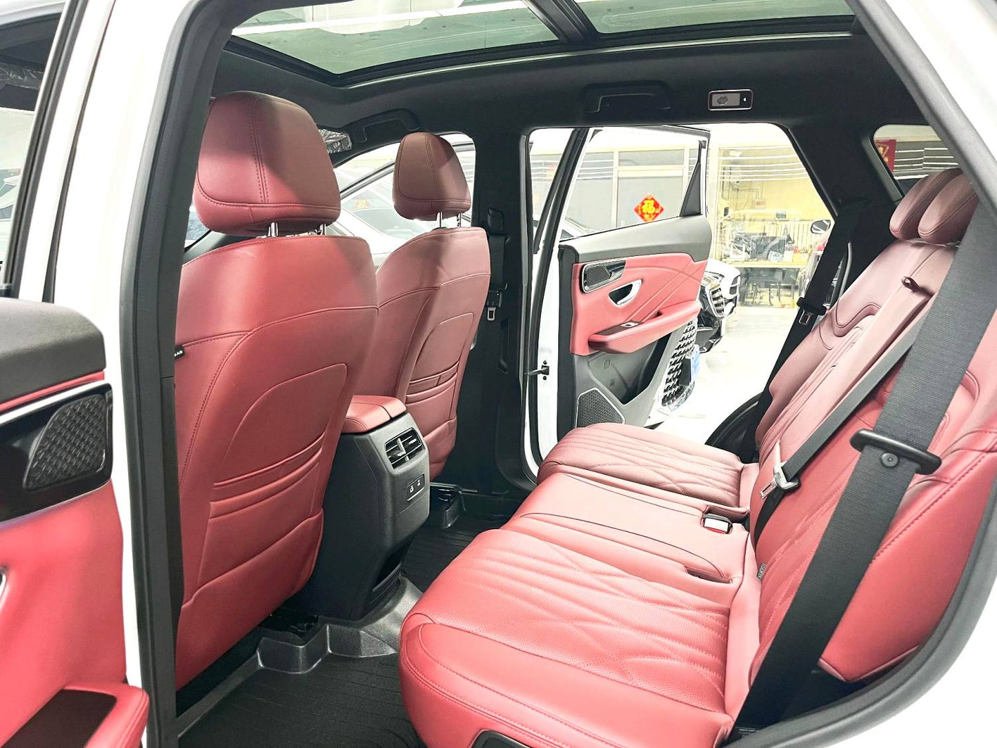 Jetour X70 PLUS|2025 Model 1.5T Luxury Power Edition 7-Seater Automatic Transmission
