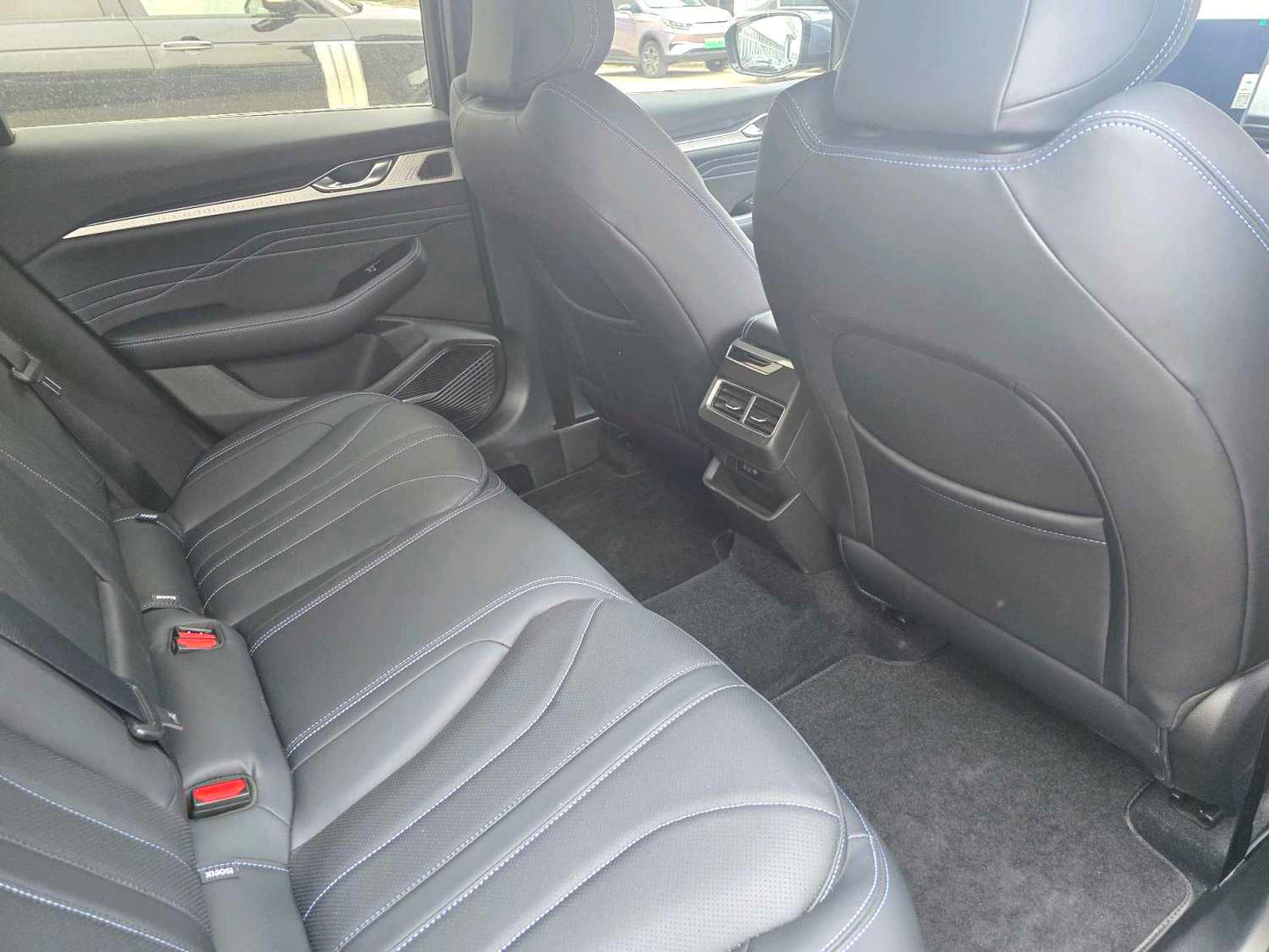 Geely Preface 2025 Model|1.5TD Oriental Glow Kunlun Trim Automatic Transmission