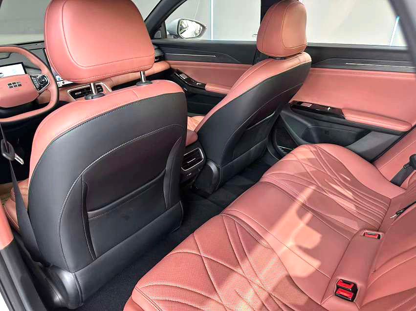 Geely Galaxy L6 2025 Model|1.5 EM-i 140km Starship Trim Automatic Transmission