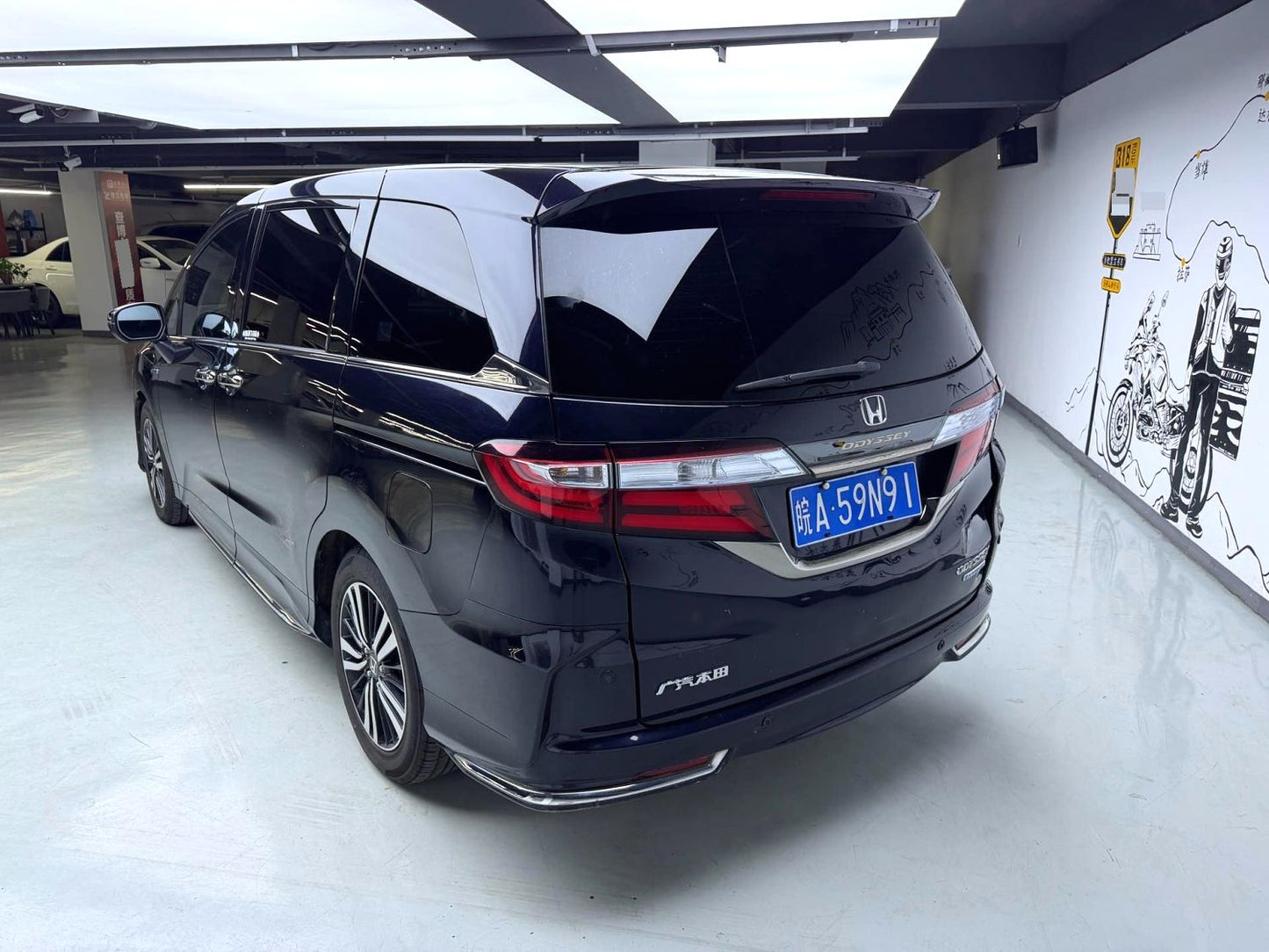 Honda Odyssey 2019 eHEV|2.0L Sharp Ultimate Edition E-CVT Automatic Transmission