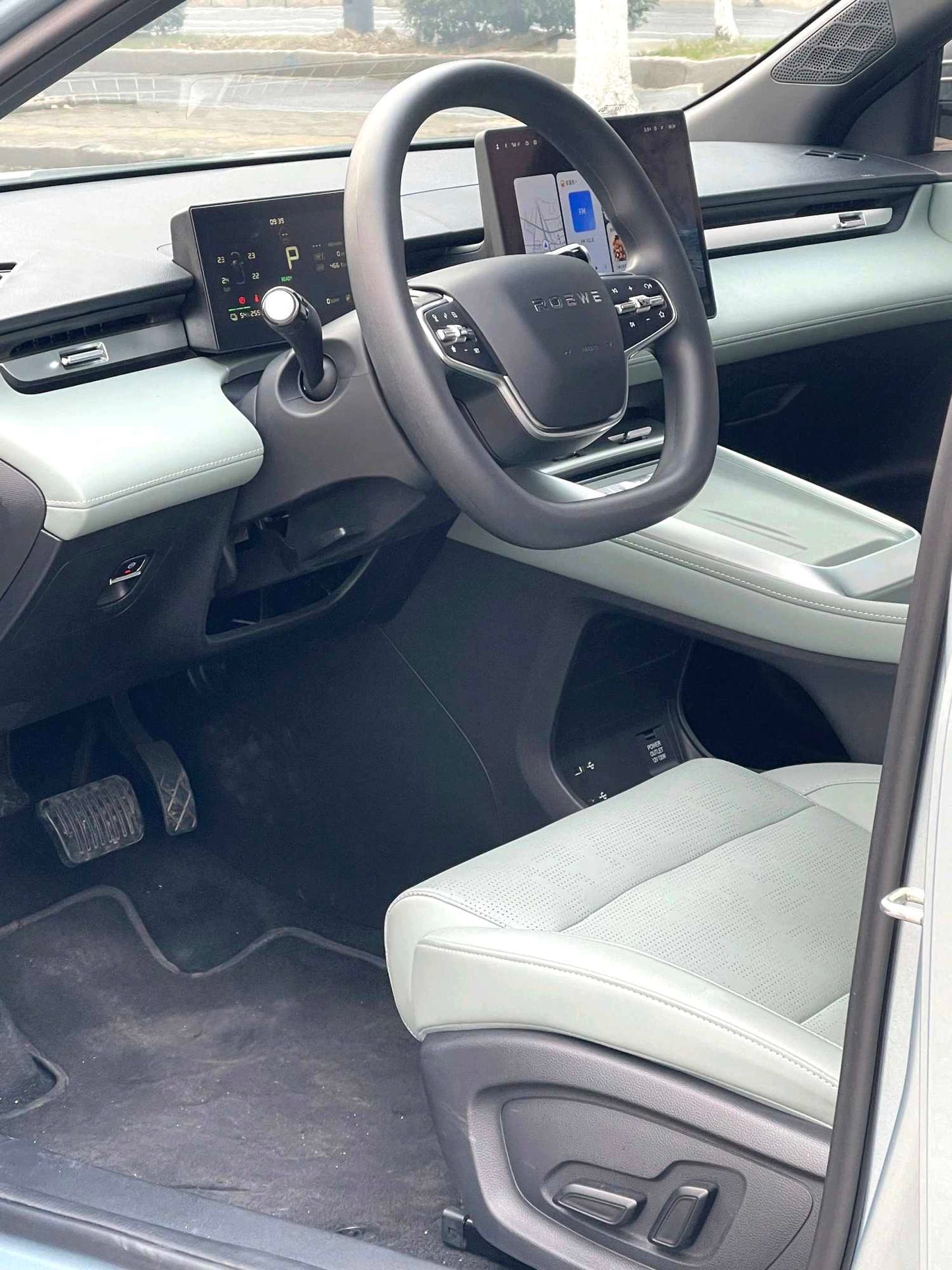 Used Roewe D6 2025 520km Smart Enjoy Edition Automatic