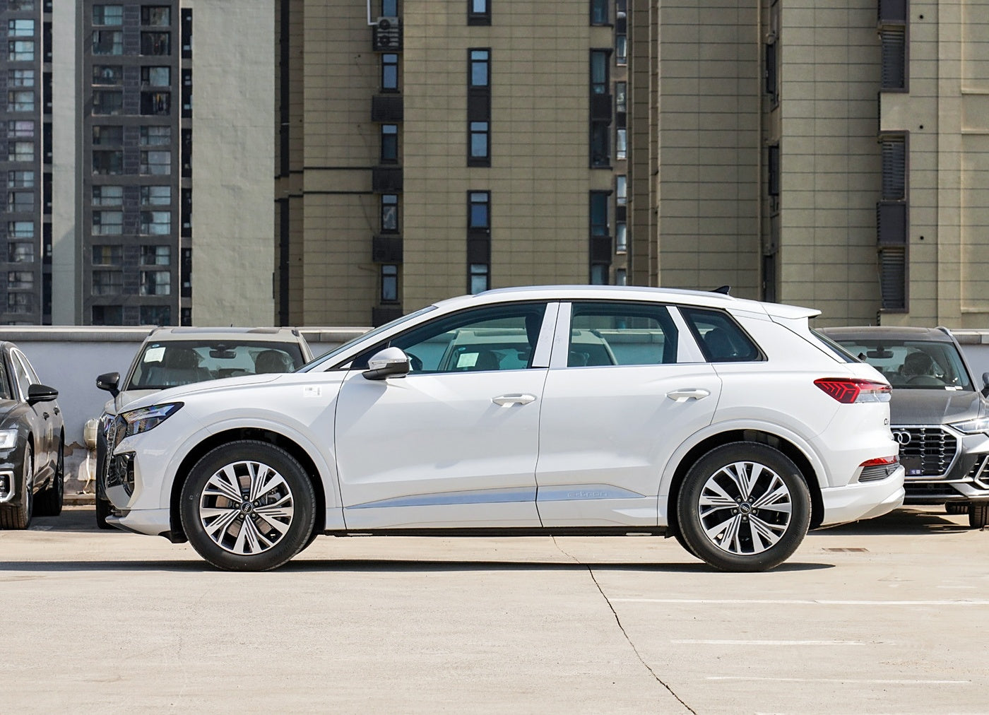 AUDI Q4 e-tron Entrepreneurial Edition 2024 EV