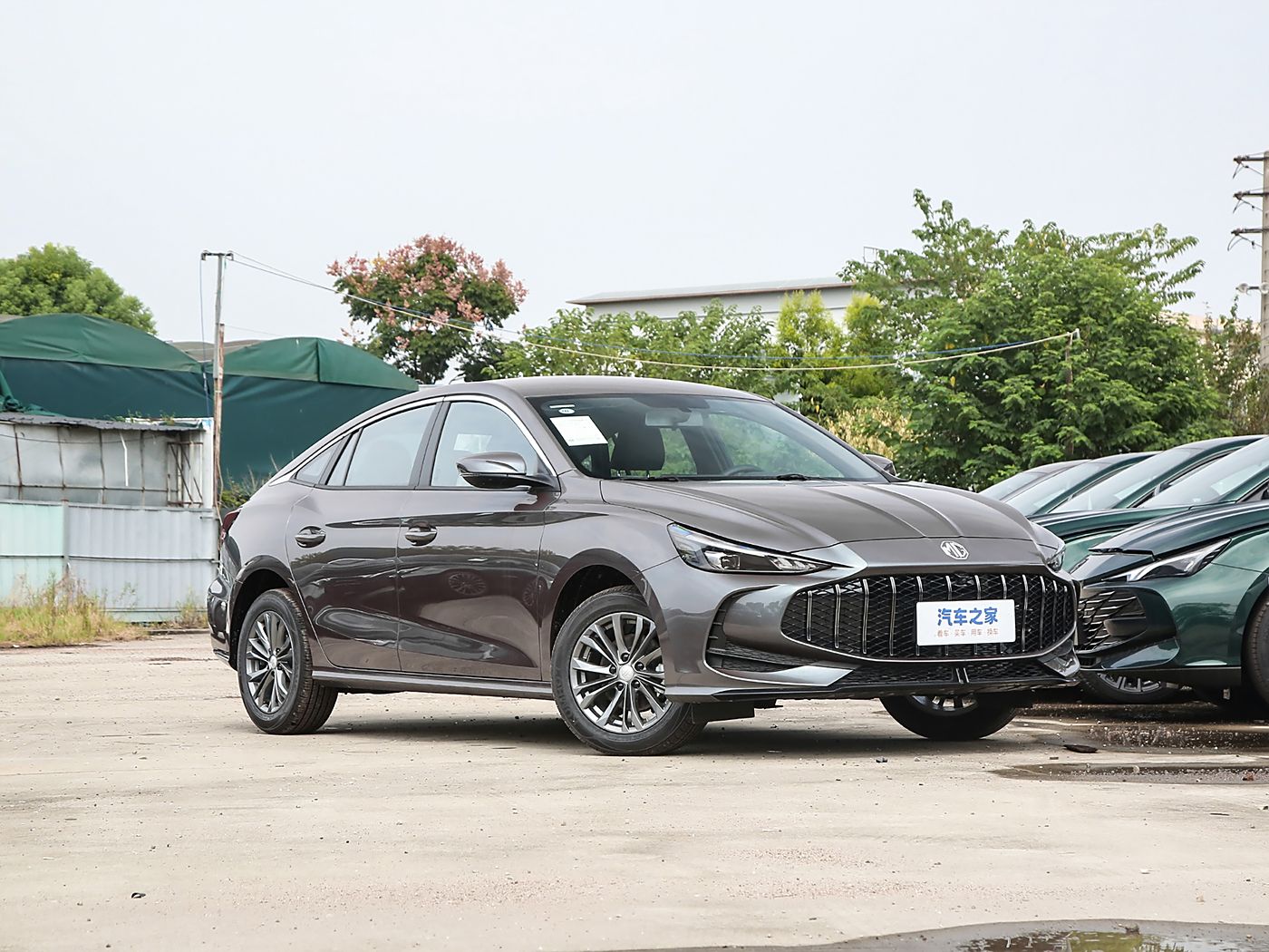 MG5 2025 Model 300TGI Global Flagship Edition
