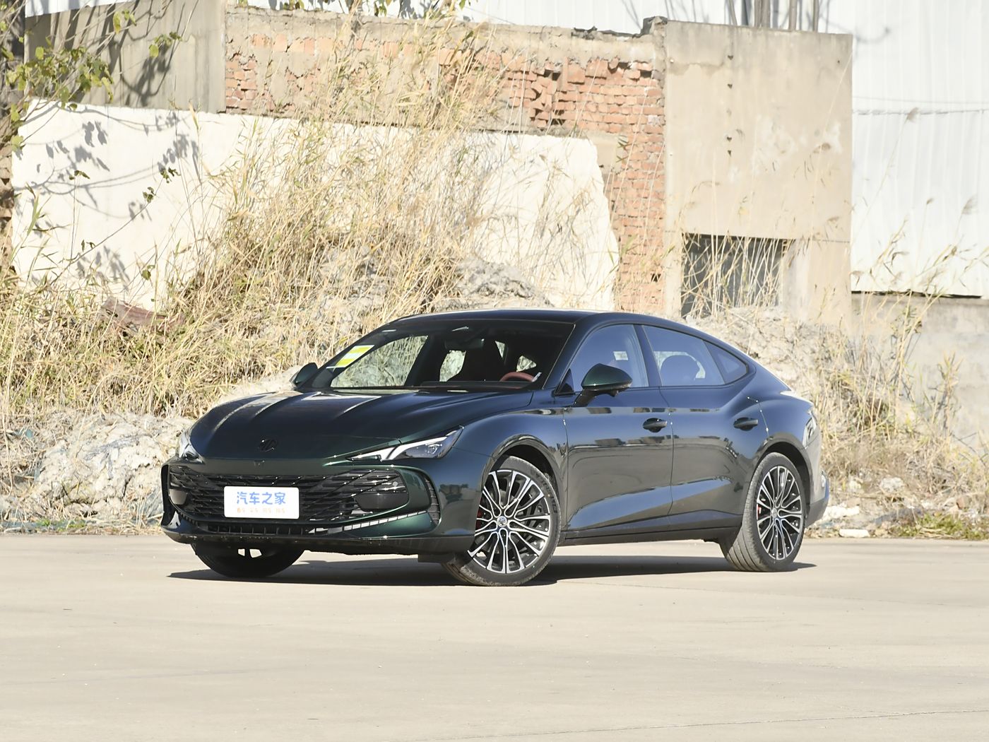 MG7 2025 2.0T Trophy+ Super Intelligent Driving Edition
