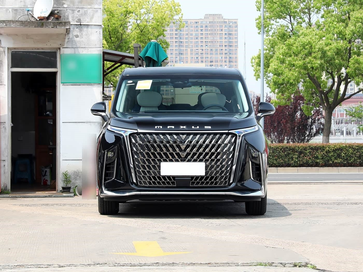 SAIC Maxus G90 2025 Model 2.0T Luxury 7 - Seat Version