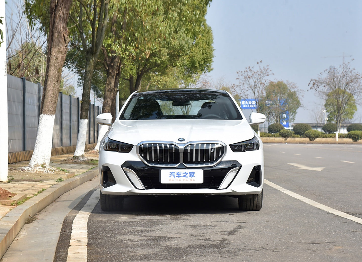 BMW I5 2025 xDrive 50L M спортивный пакет