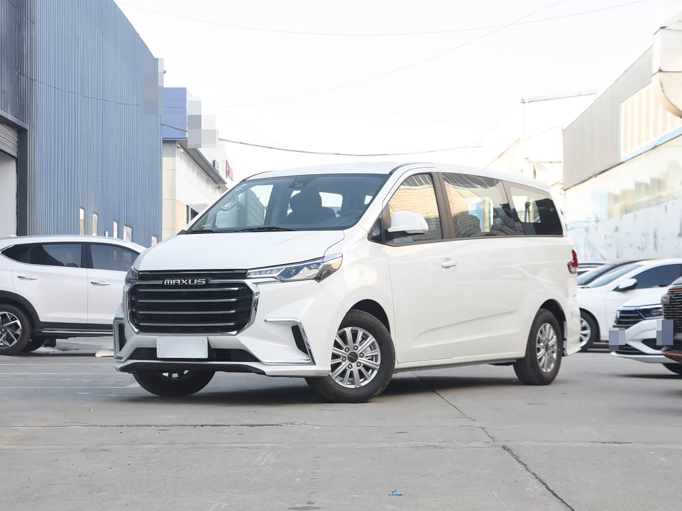 Saic Maxus 2025 G10 2.0L Manual Value Edition (Gasoline, 7-Seater)