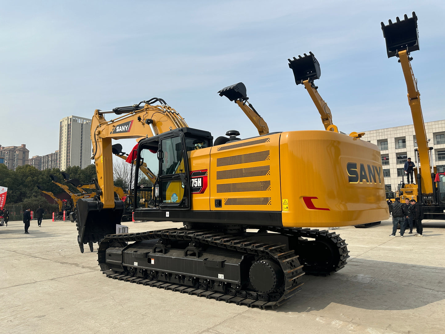 USED SANY SY375H EXCAVATOR