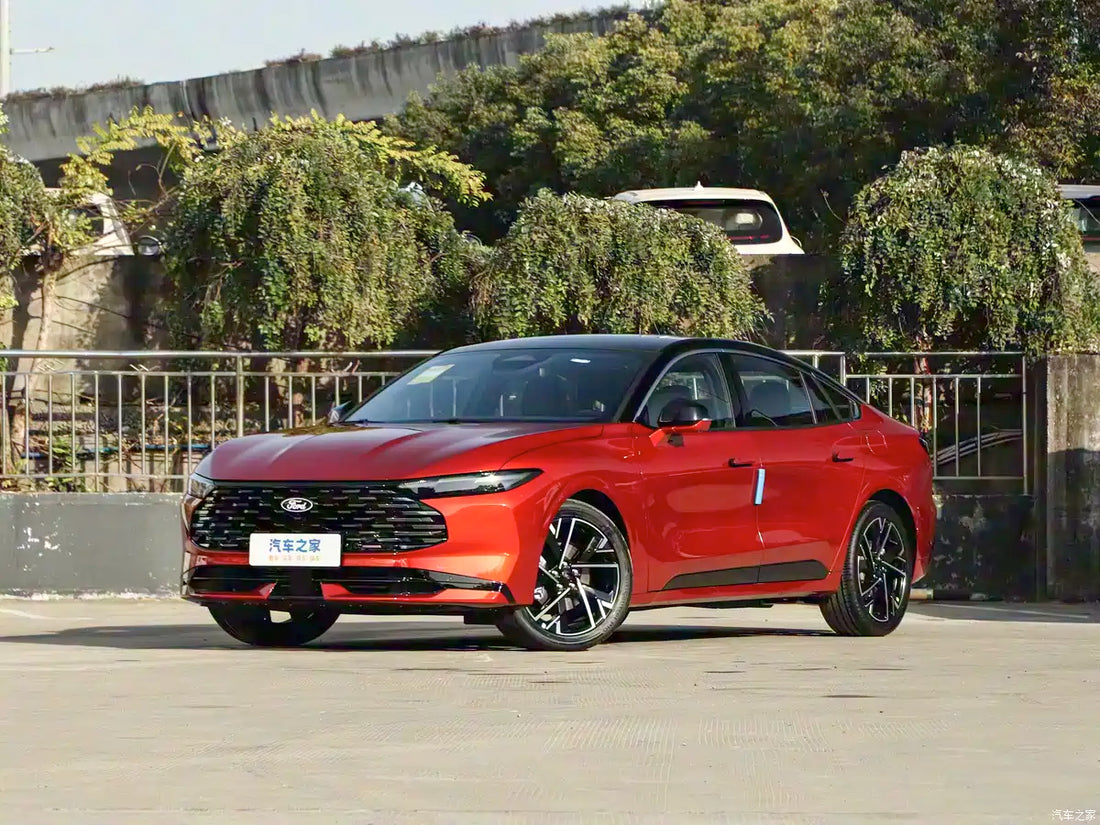 All-New Ford Mondeo to Launch on December 4th: 27-Inch 4K Display, Large Language Model, and Enhanced Powertrain China