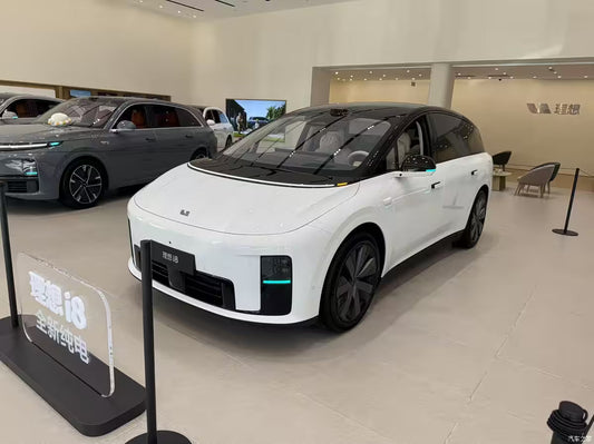 Store Visit to Li Auto, LeDao and AITO: Understanding Why Large Three-Row SUVs Are Booming, with More Heavyweight New Models on the Way!