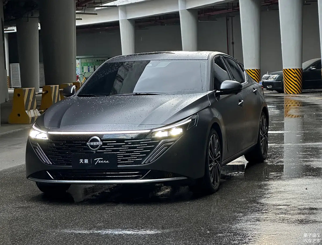 All-New Nissan Teana: Real Vehicle Unveiled - Blacked-Out V-Grill + Illuminated Logo, Equipped with 19-Inch Wheels, Is