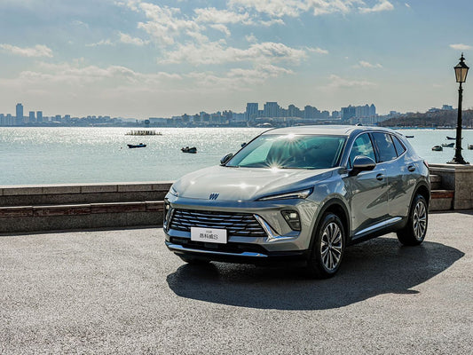 The 2025 Buick Envision S Platinum Edition will be launched on March 18th. China automotive export news by CnCarsExport