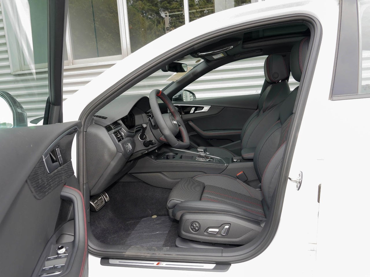 Audi A4L 2026 - seating reference image 5