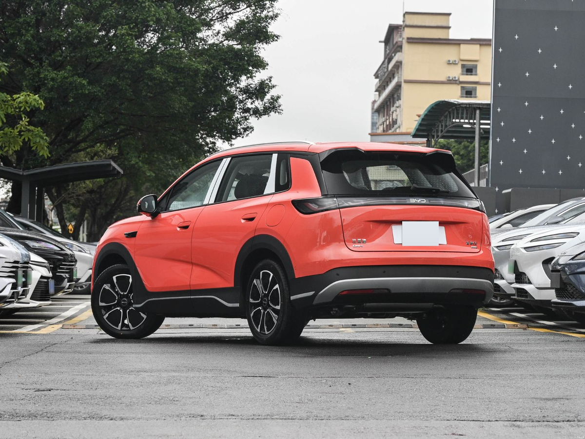 BYD Sea Lion 05 DM-i 2026 - exterior reference image 3