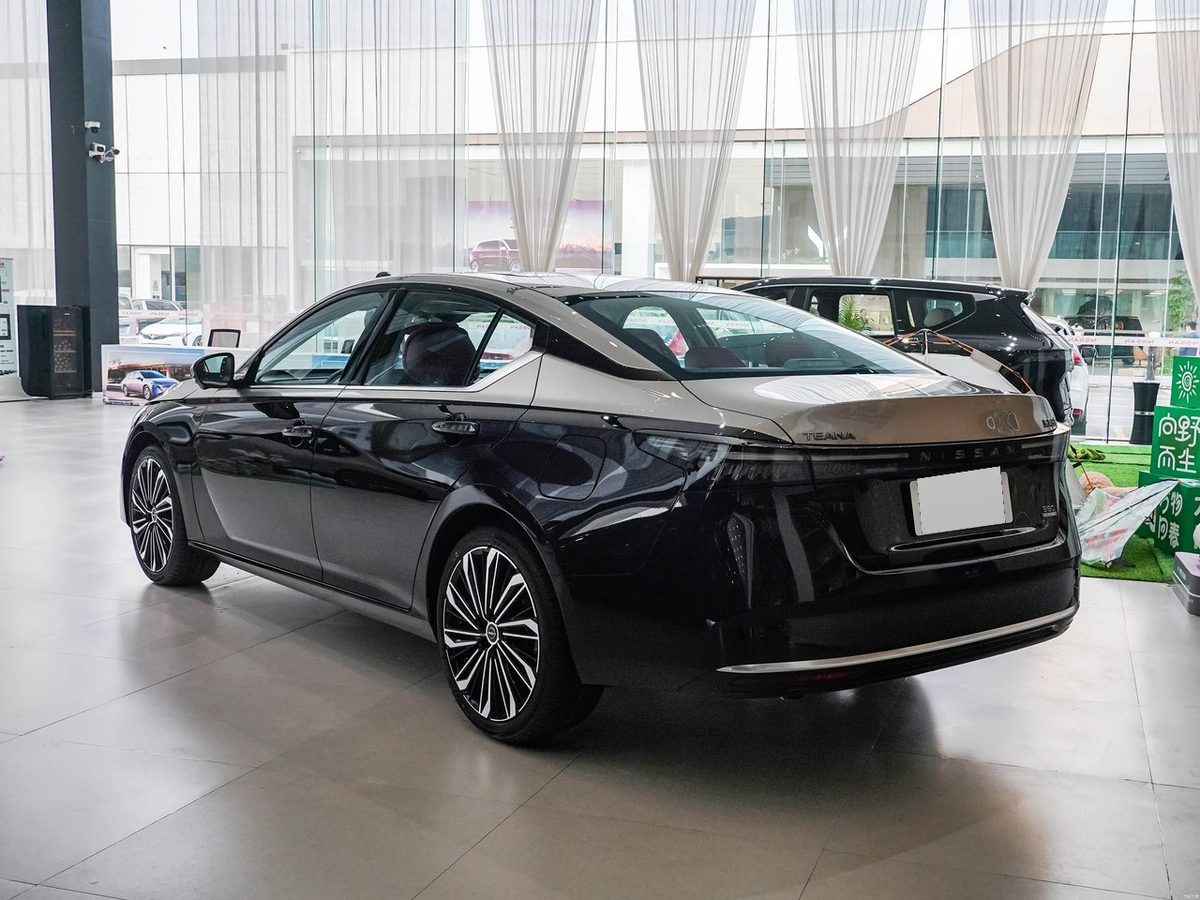 Nissan Teana 2026 - exterior reference image 3