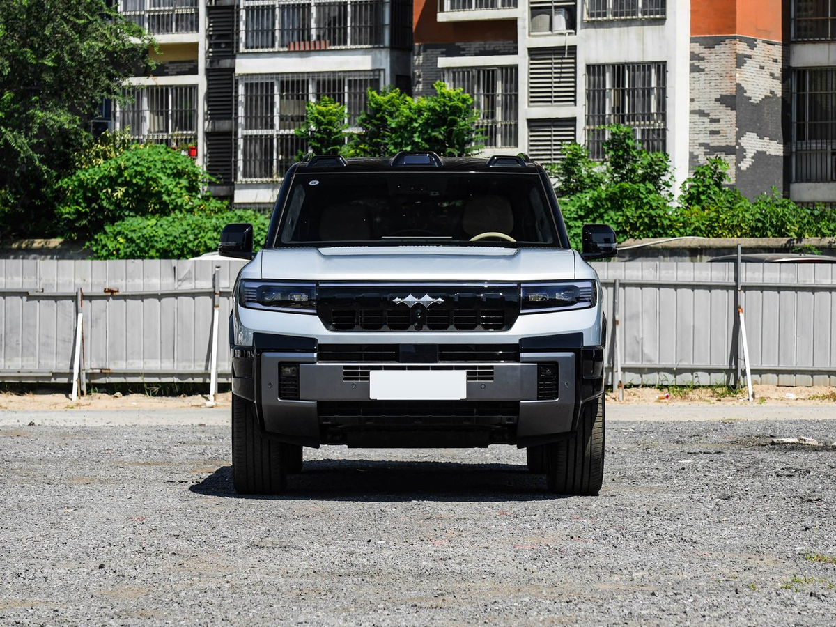 Fang Cheng Bao Bao 8 2026 - exterior reference image 2