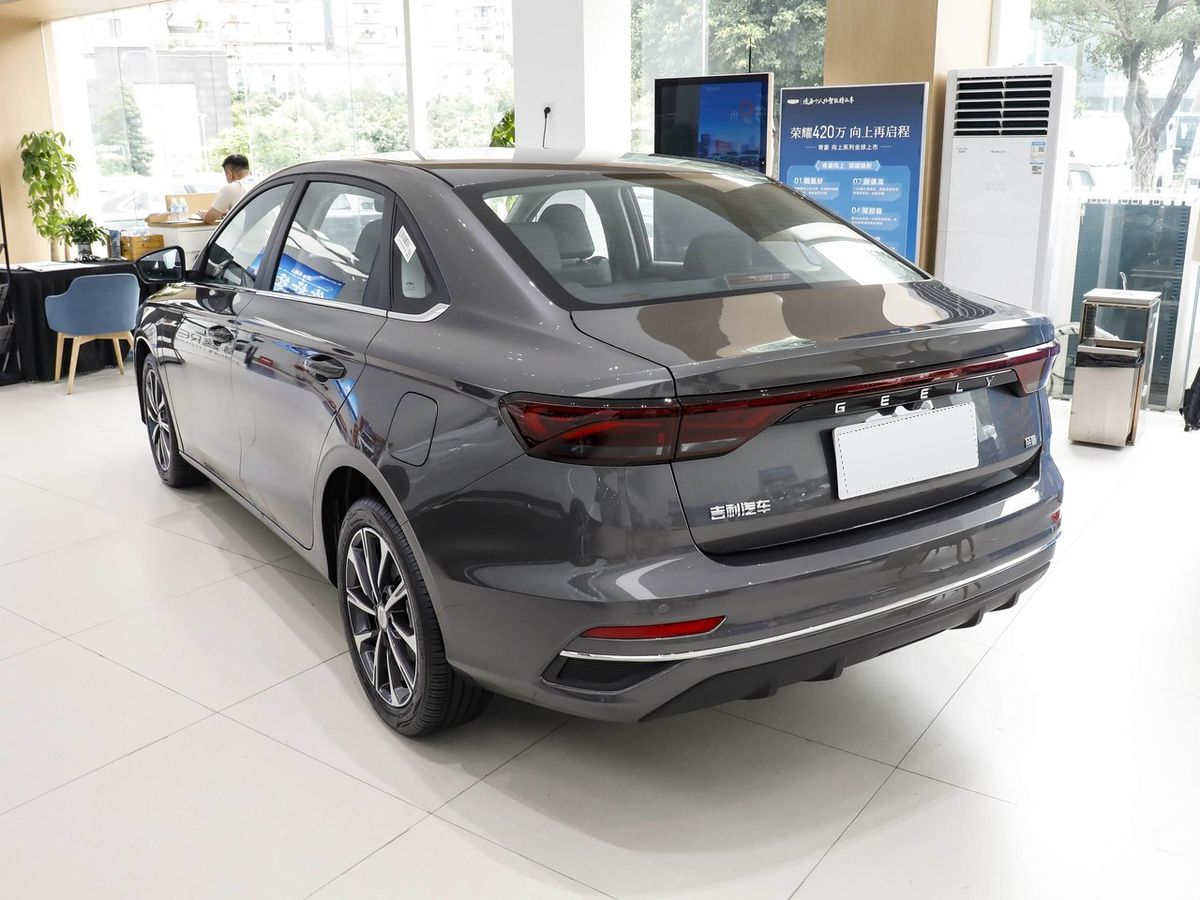 Geely Emgrand 2027 - exterior reference image 3