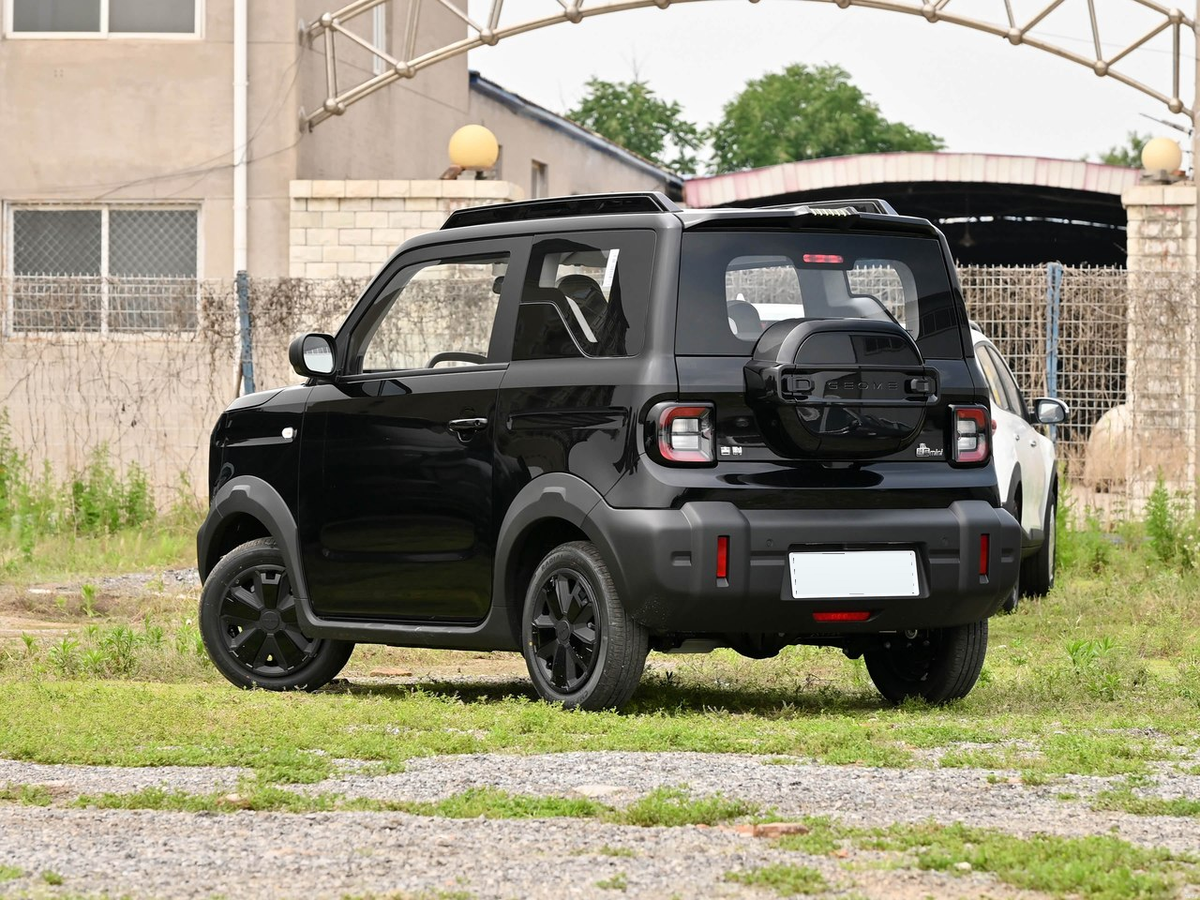 Geely Panda 2026 - exterior reference image 3