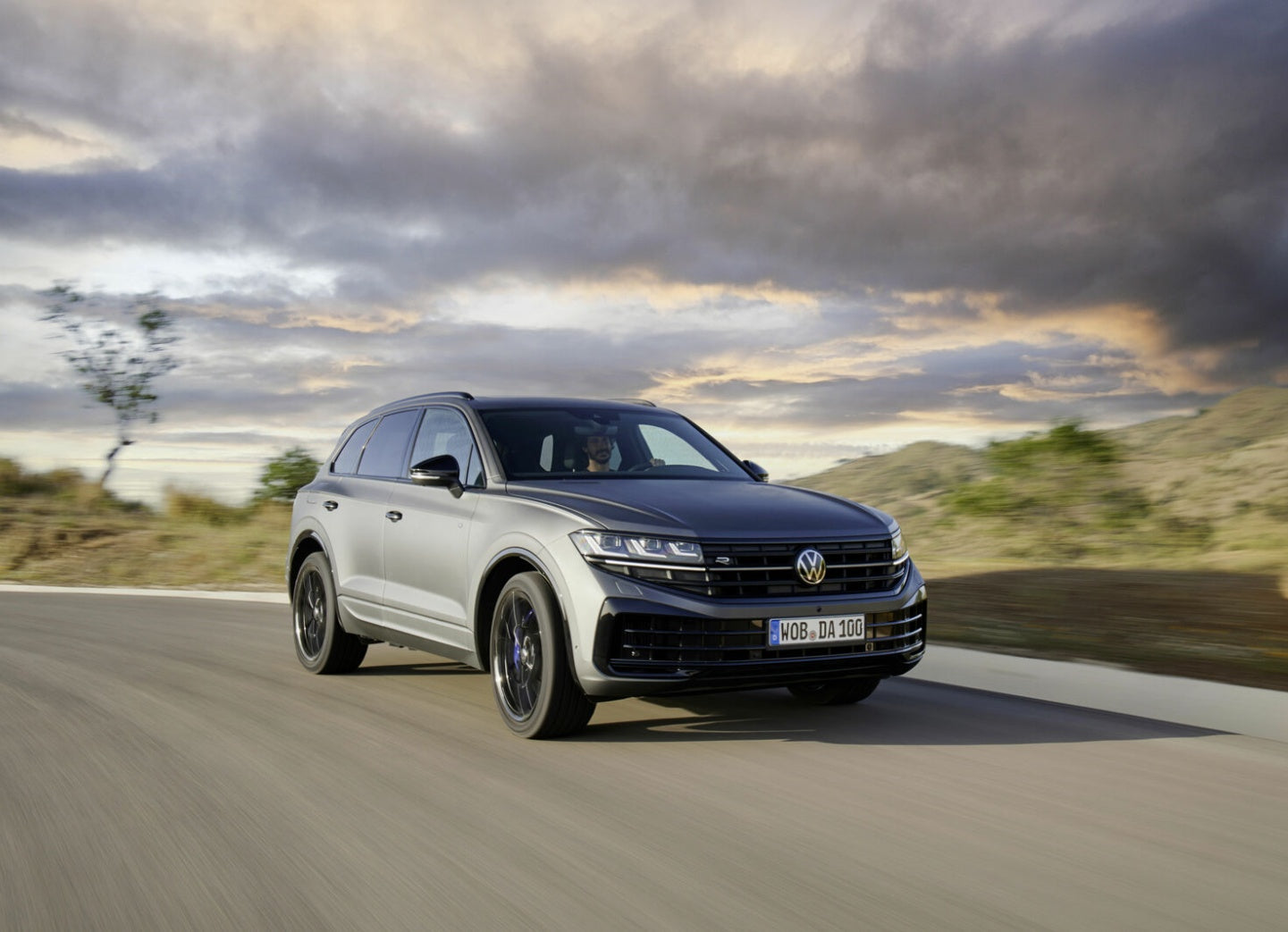 Volkswagen 2024 Touareg New Energy R eHybrid