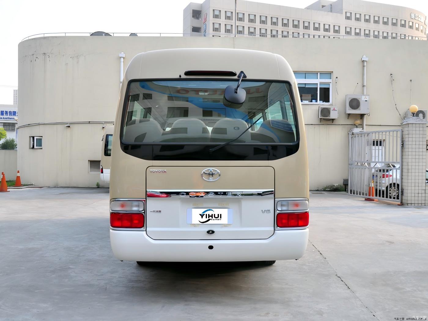 New Toyota coaster 4.0L 20 SEAT 9GR front view for China car export