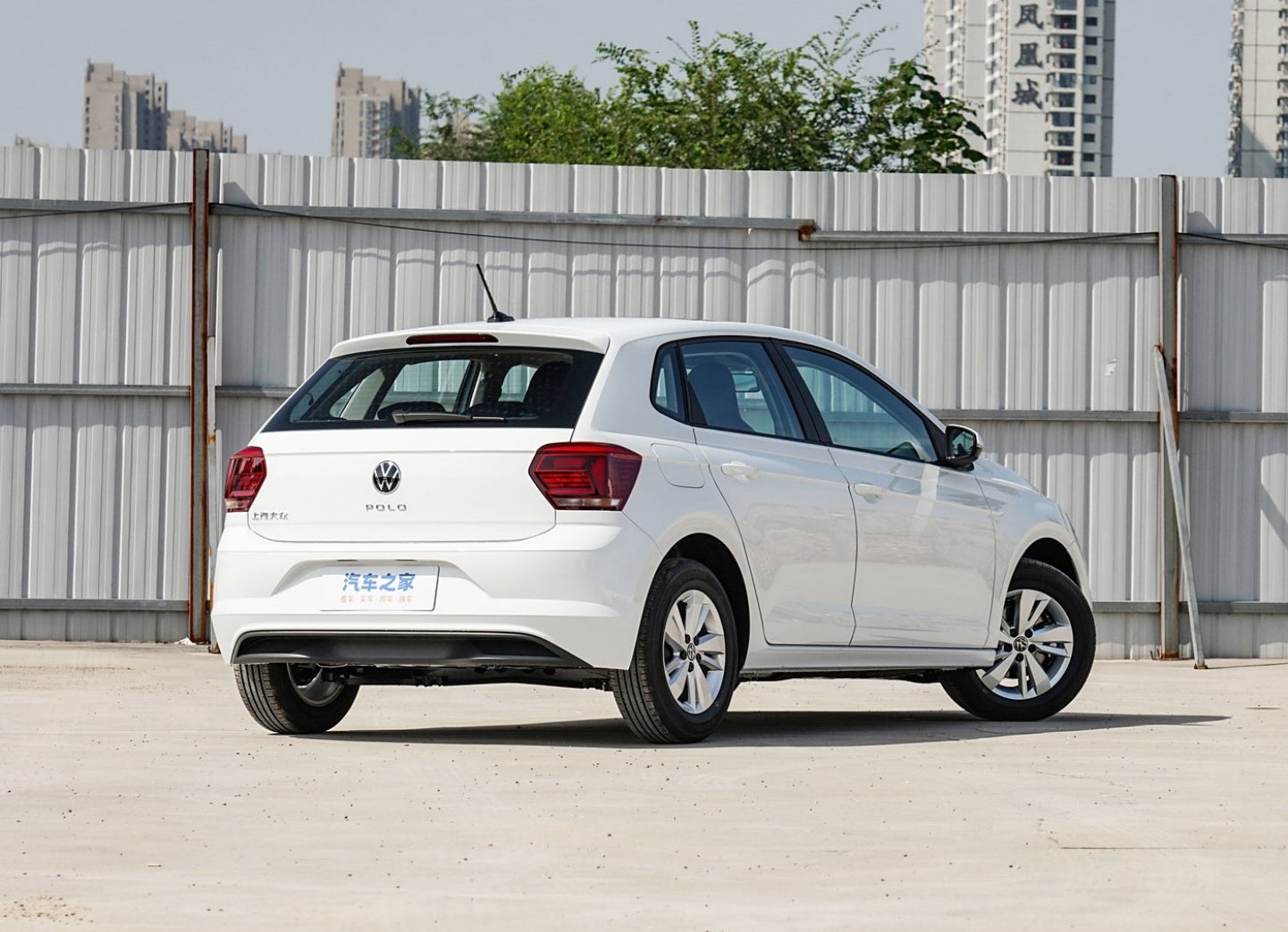 Volkswagen Polo 2024 Прочная бразильская версия