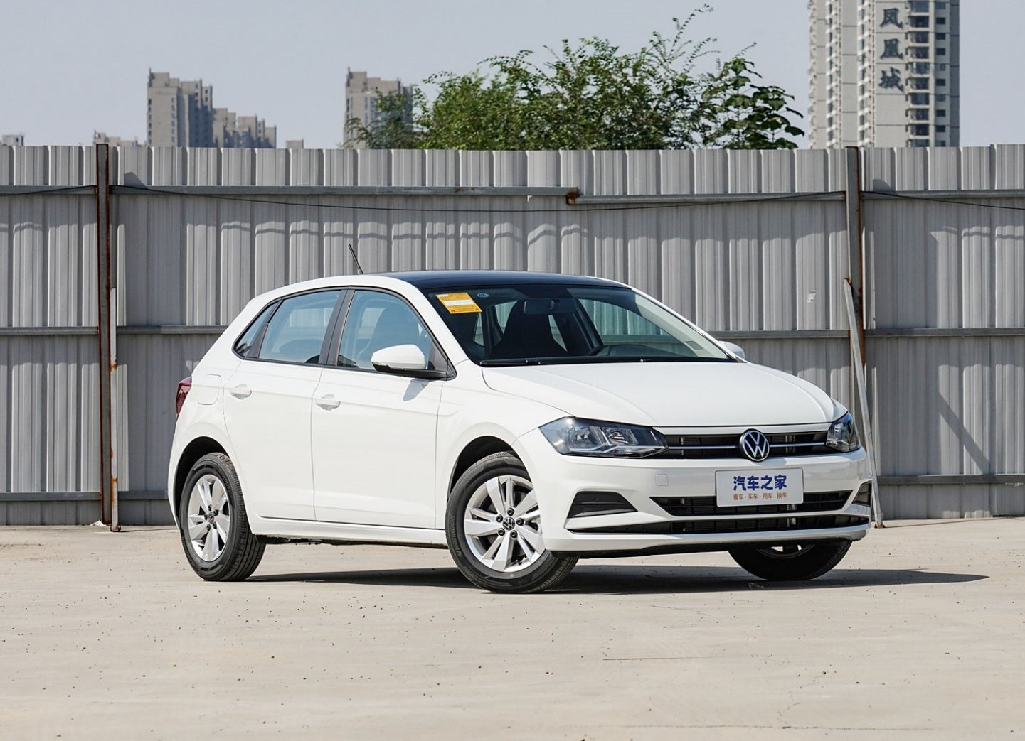 Volkswagen Polo 2024 Прочная бразильская версия