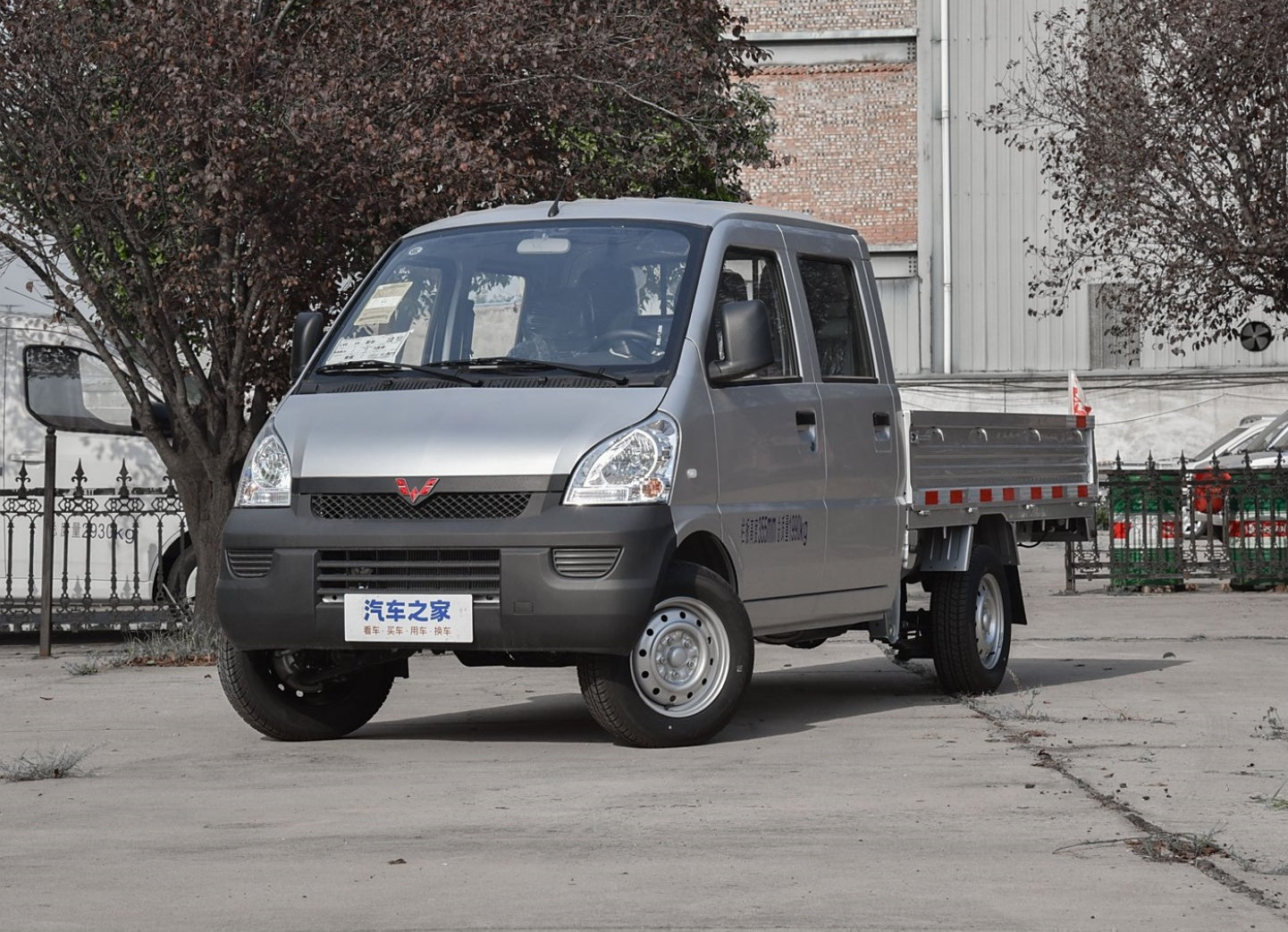 Wuling Rongguang mini Truck 2024 1.5L Double-Row Extra-Long LAR