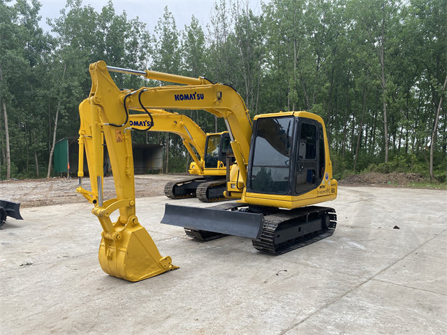 USED KOMATSU PC60-7 EXCAVATOR