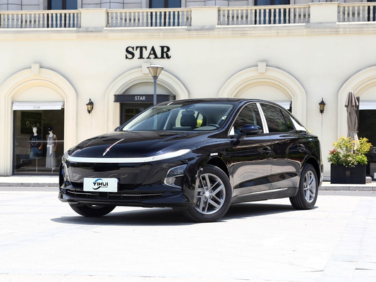 Hongqi E-QM5 2026 - exterior reference image 1