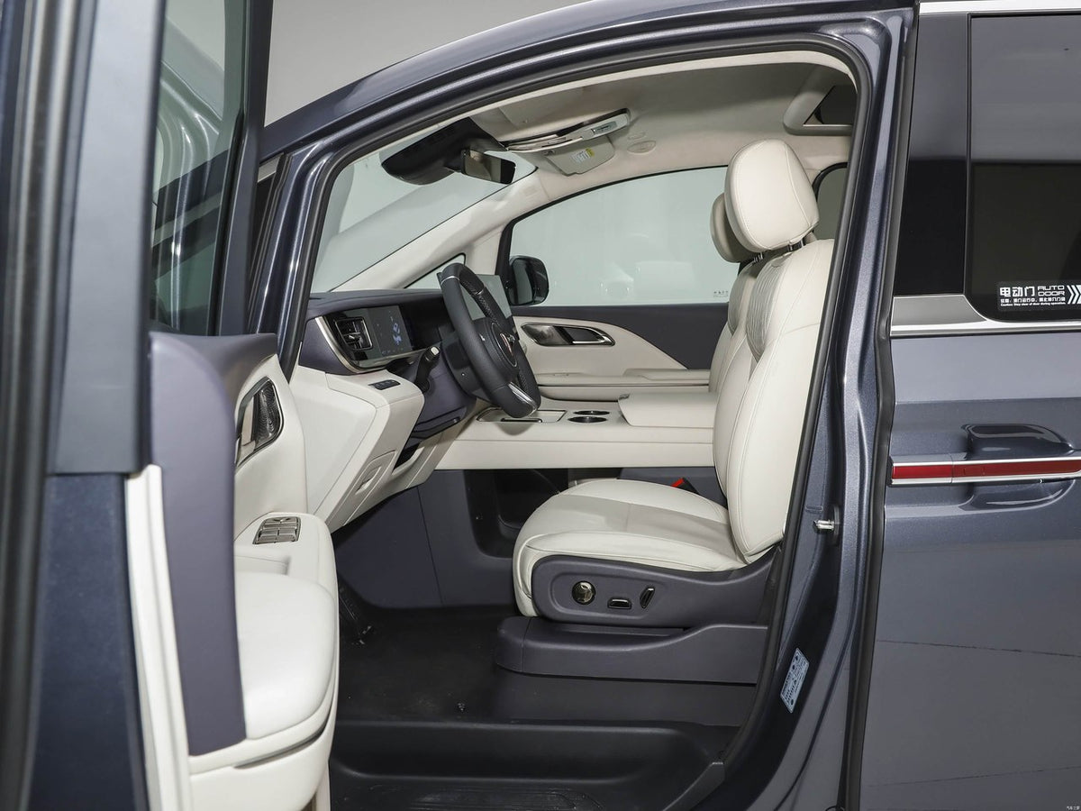 Hongqi HQ9 PHEV 2026 - seating reference image 5
