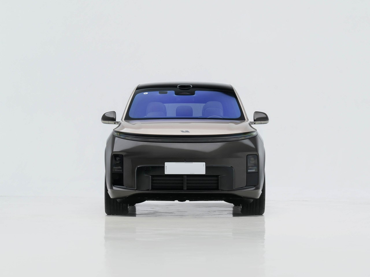 Li Auto L8 2026 - exterior reference image 2