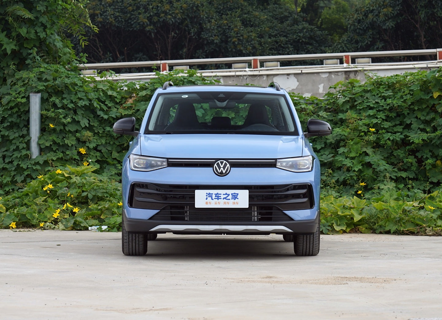 Volkswagen Tharu 2025 Model XR 300TSI Edition