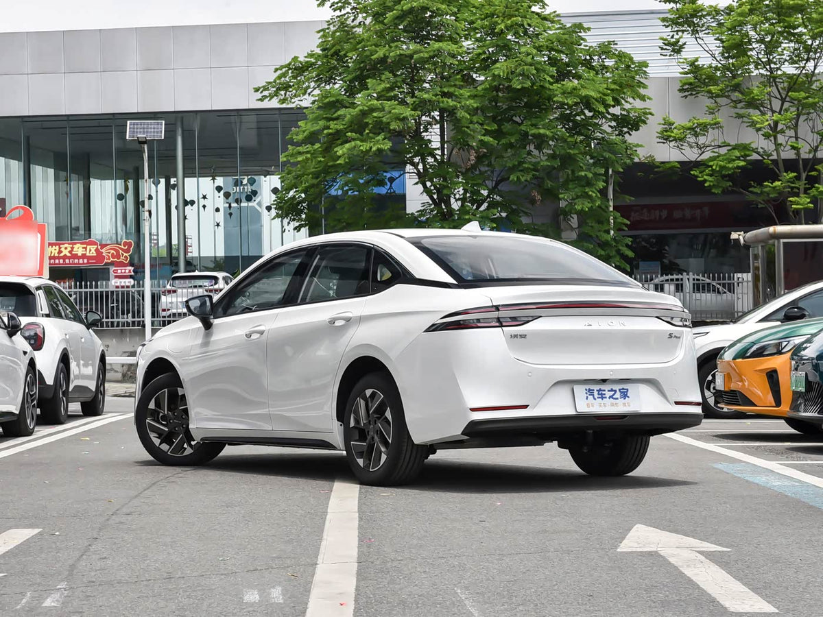 AION S Plus Pure Electric Car 2026 505KM 5-Seater Smart Electric Sedan