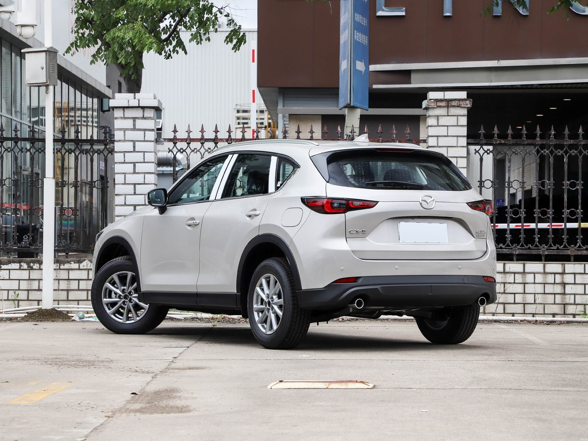 Mazda CX-5 2025 - exterior reference image 3