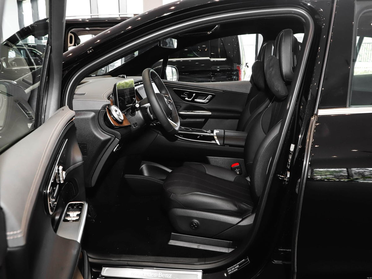 Mercedes-Benz EQE SUV 2026 - seating reference image 5
