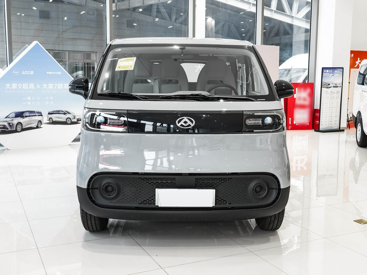 SAIC Maxus Dana V1 2026 - exterior reference image 2