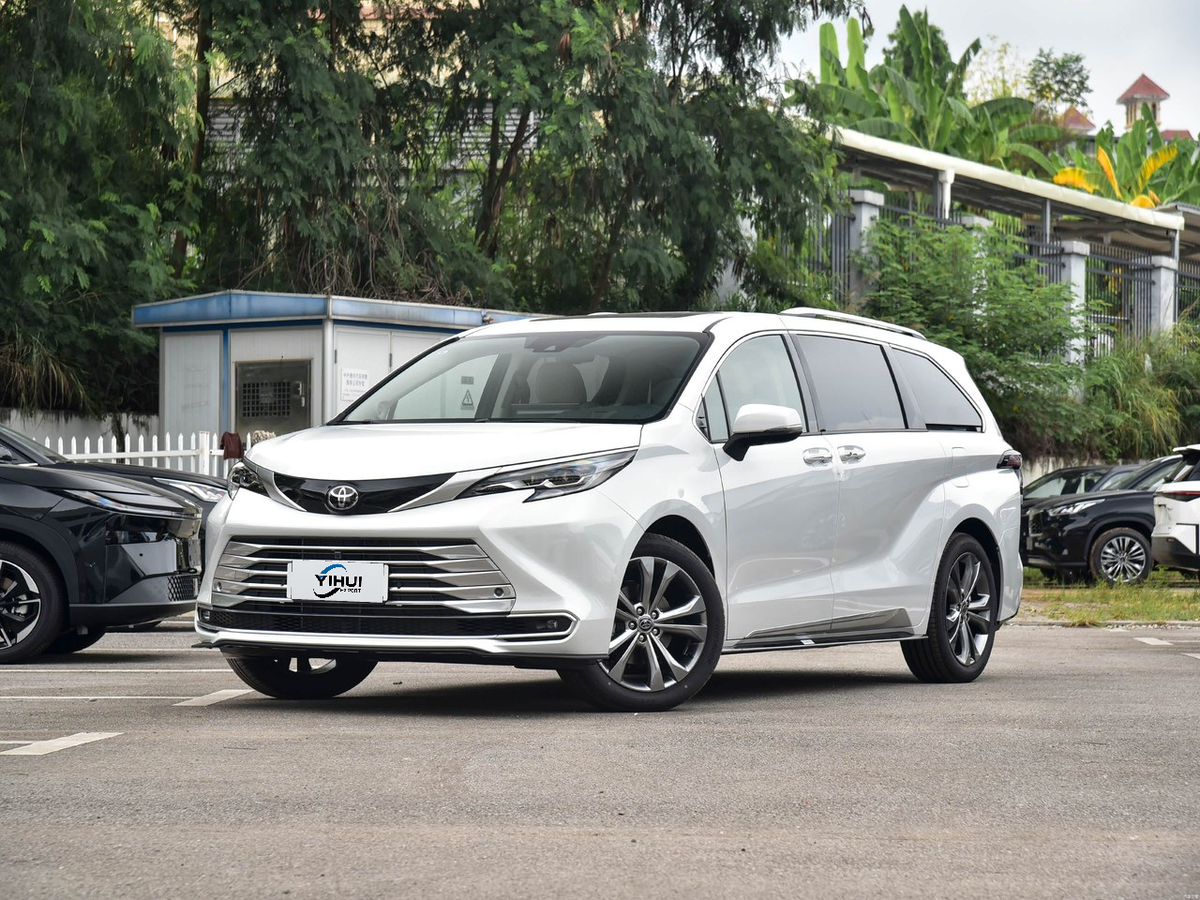 Toyota Sienna 2027 - exterior reference image 1