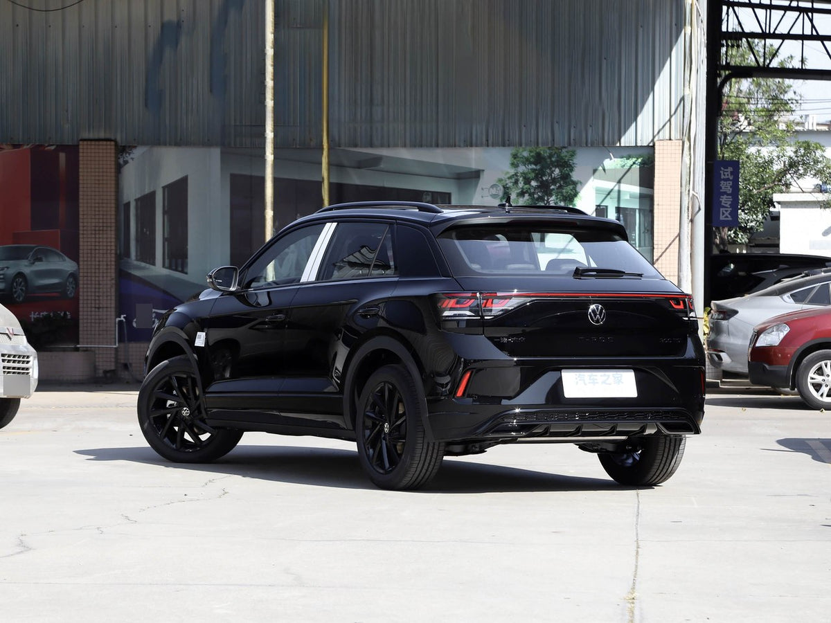 Volkswagen T-ROC 2026 - exterior reference image 3