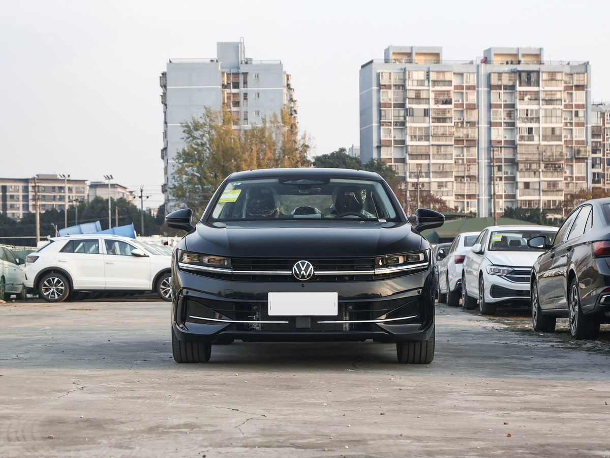 Volkswagen Magotan 2026 - exterior reference image 2