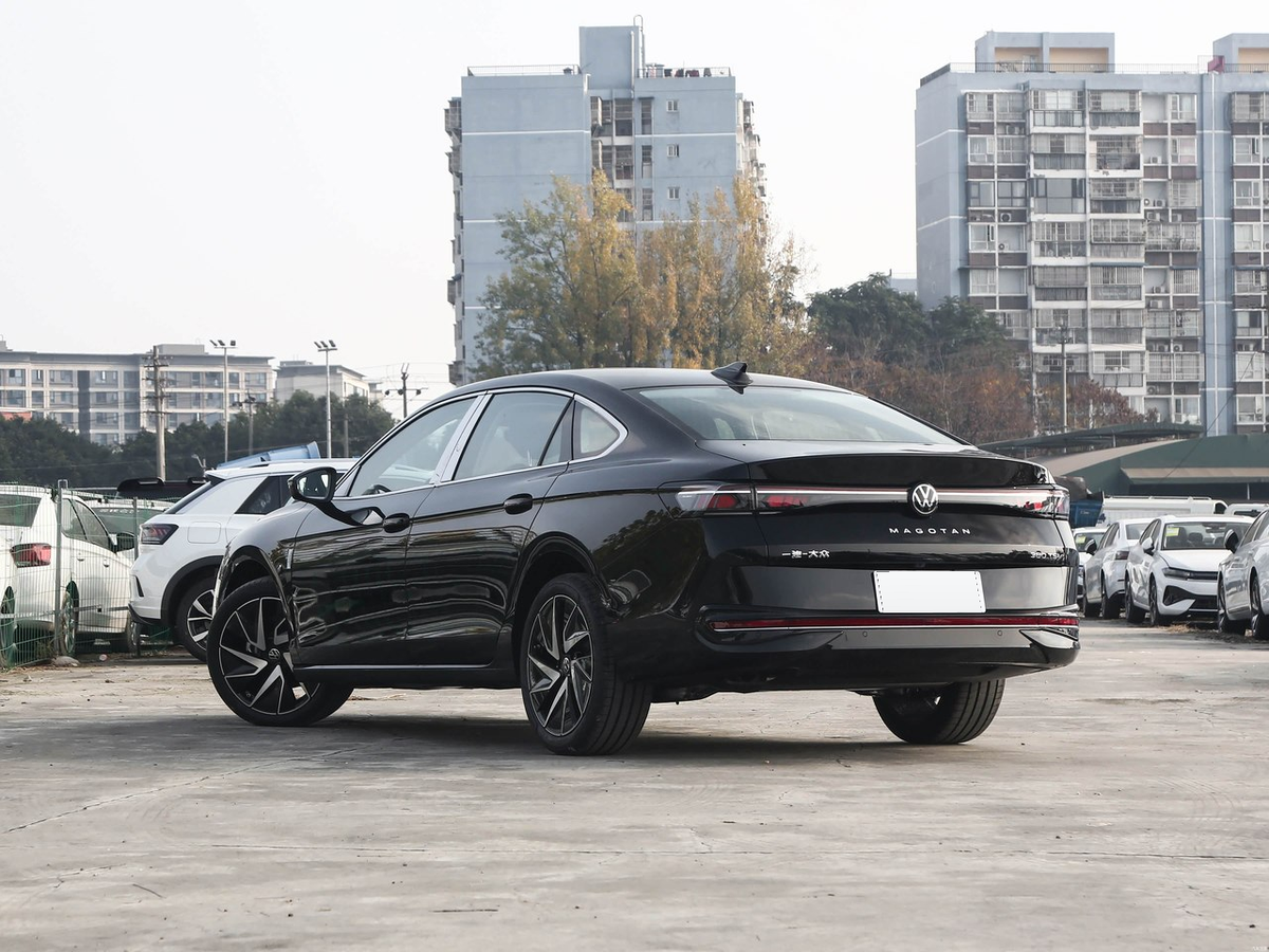 Volkswagen Magotan 2026 - exterior reference image 3