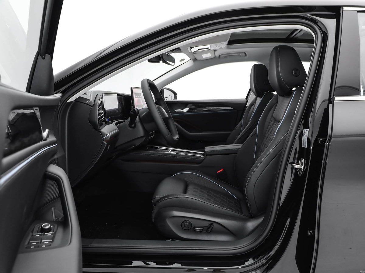 Volkswagen Magotan PHEV 2026 - seating reference image 5