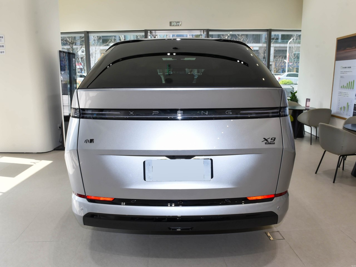 XPeng X9 2026 - exterior reference image 3