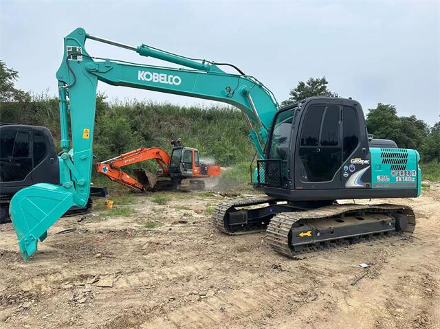 USED KOBELCO SK140LC EXCAVATOR